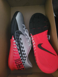 Nike Vapor 13 Academy NJR IC Soccer Indoor Shoes - BRAND NEW