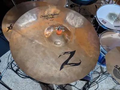 Zildjian Cymbals - slightly cracked, View more
