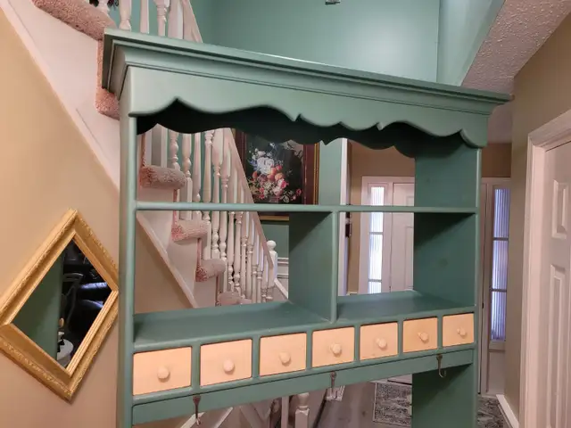Large Decorative Hutch63373409051651122