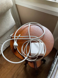 MACBOOK CHARGER