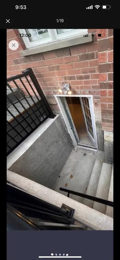 Three bedroom beautiful walkout basement is available for rent near Grandview / cold stream Steps to...