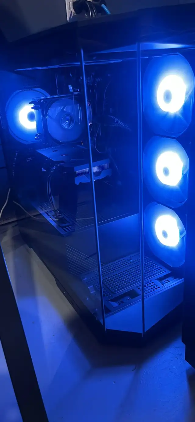 Gaiming Pc in Desktop Computers in Ottawa - Image 4