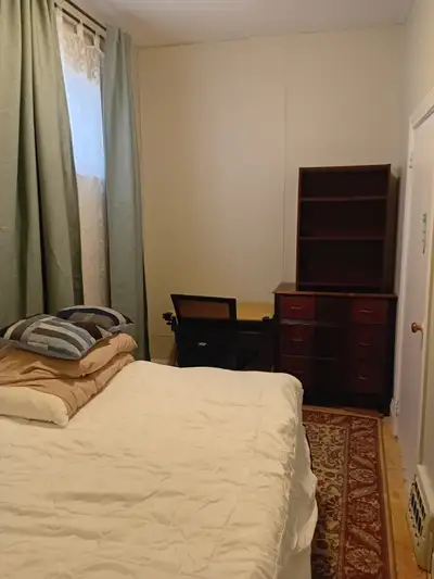 Price: $700/month Includes: Heat, hydro, water & internet — no surprise bills Location: Deer Lodge n...
