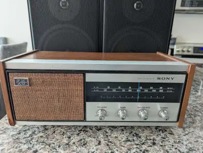 Sony 8F-56W Vintage AM/FM Radio, View more