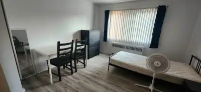 Studio 1 1/2 a louer. Apartment 1 1/2 for rent