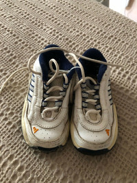 size 6 adidas running shoes