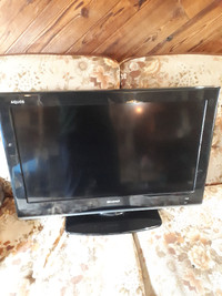 32" Sharp Aquos TV