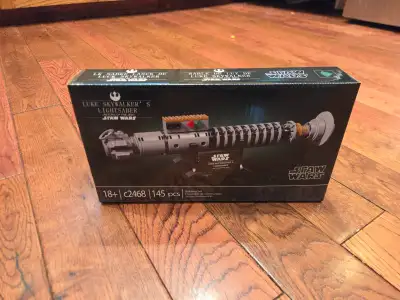 For Shipping Please Visit www.nixbricks.com Generic Brand New in Box Star Wars Luke Skywalkers Light...