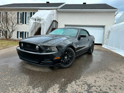 Mustang GT 2014 Premium Convertible - Automatique - Noir