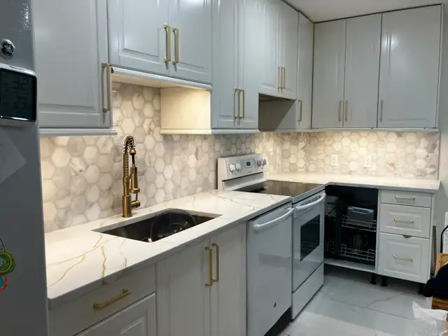 Residential renovation: bathroom, kitchen, basement62863247145090121