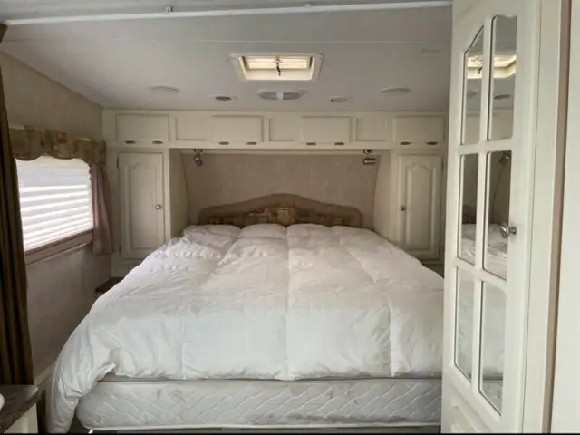 Roulotte 2009 Rockwood Signature Ultra-Lite in RVs & Motorhomes in Longueuil / South Shore - Image 9