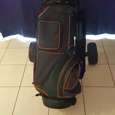 Sac de golf complet avec cart. Fer FX series RAM 3-4-5-6-7-8-9-wedge, bois metalliques Mongoose 1-3-...