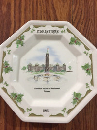 1983 House Of Parliament Ottawa Canada Christmas Plate