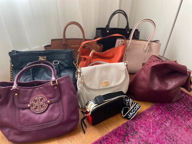 Designer handbags/purses dans Femmes - Sacs et portefeuilles  à Ville de Montréal