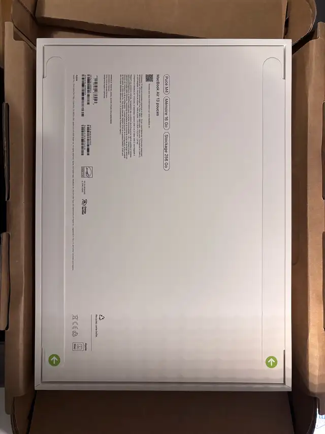 unopened MacBook Air 13in M4 16G/256G clavier quebec in Laptops in Ottawa - Image 3