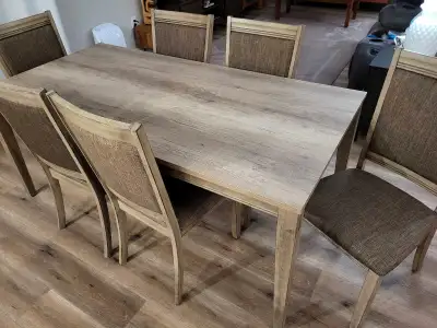 Downsizing, selling modern seven-piece (6 chairs, 1 table) dining set, solid wood top and frame with...