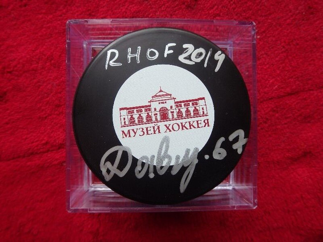 EVGENY DAVYDOV Russian Hockey Hall of Fame Signed Puck W/COA in Arts & Collectibles in Dartmouth - Image 4