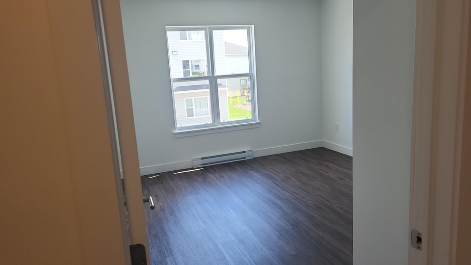 1 bedroom In Southwood Park with a large balcony to enjoy 4