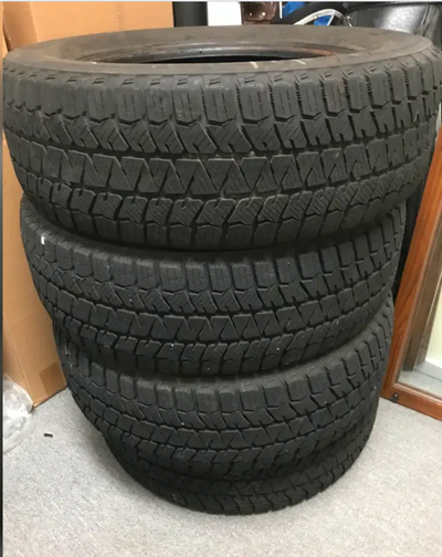 195/65R15 tire size. Section Width: 195; Aspect Ratio: 65; Rim Diameter:15 4 Tires in good condition...