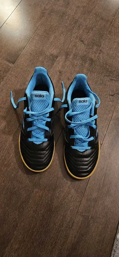 Adidas soccer indoor size 4.5, View more