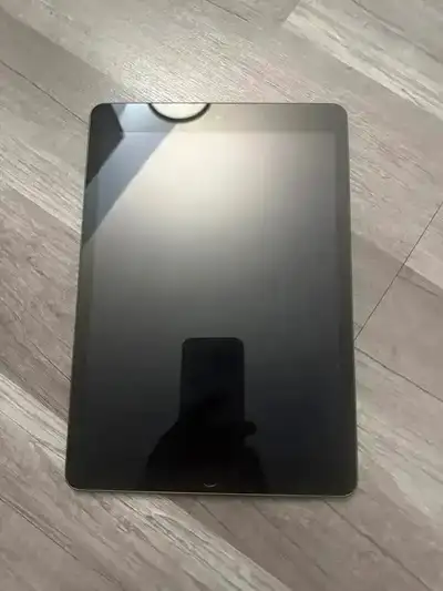 APPLE iPad 8 Gen 32G WIFI on SALE, View more