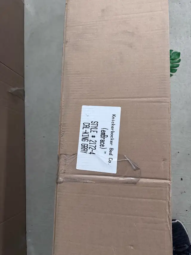 California king size bed frame  in Beds & Mattresses in Delta/Surrey/Langley - Image 5