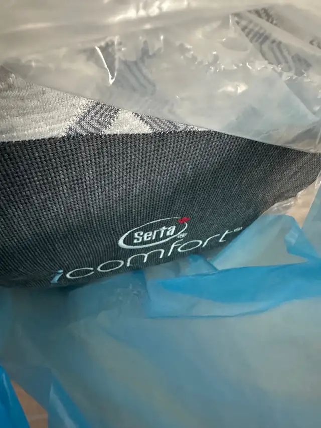 Frigo Whirpool à vendre 350$ in Refrigerators in City of Montréal - Image 9