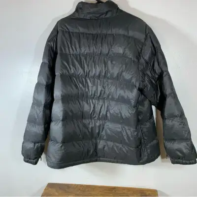 Men size xxl pit to pit 72 cm sleeves length 61 cm 100$ (homme)