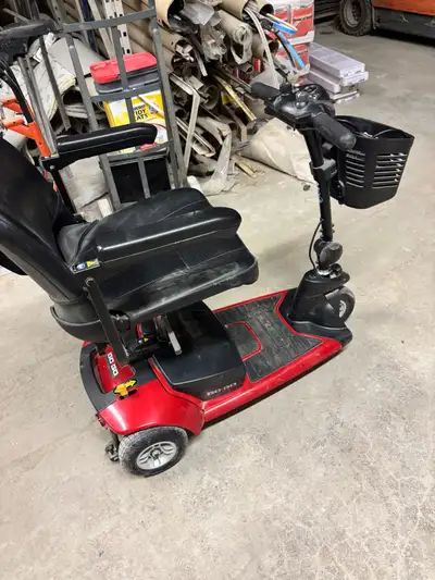 204-489-7161. Used 4 months private sale