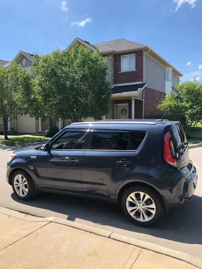 Selling my Kia Soul 2015 EX, a compact and versatile hatchback that's perfect for city driving and r...