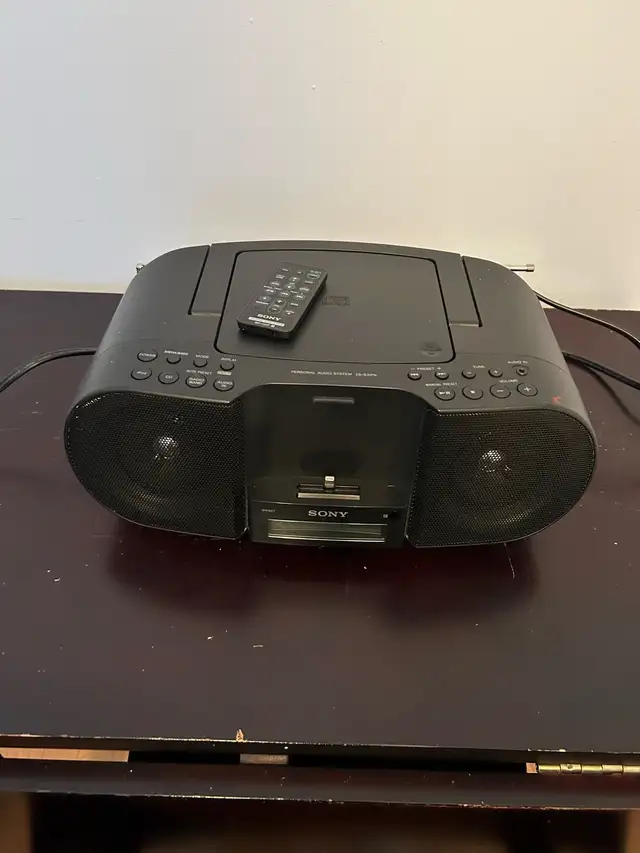 Sony Boombox454255919067965440