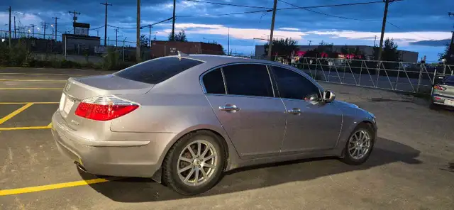 2009 genesis 