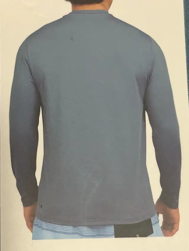Brand New Quicksilver Winter Ski Long Sleeve Top Shirt in Men's in Calgary - Image 6