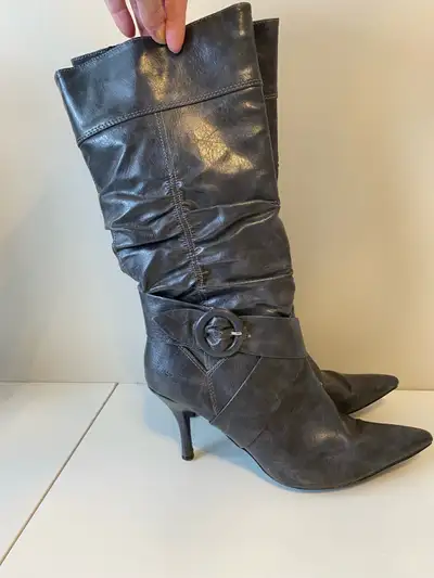 women’s size 10 boots, View more