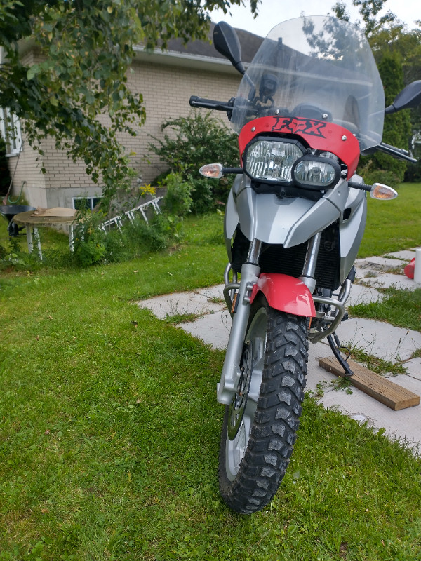 2012 bmw F650gs dans Motos sport  à Ville de Québec - Image 3