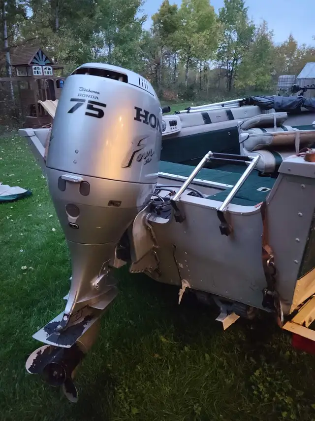 1600 sylvan adventurer with 75hp Honda  in Powerboats & Motorboats in Winnipeg - Image 6