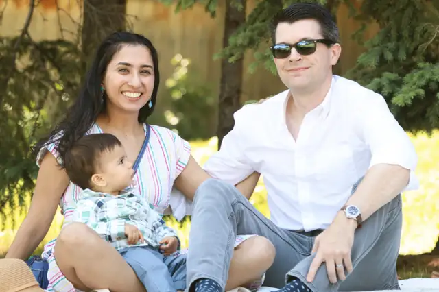 Family & Portrait Photographer in Calgary62863237672450124