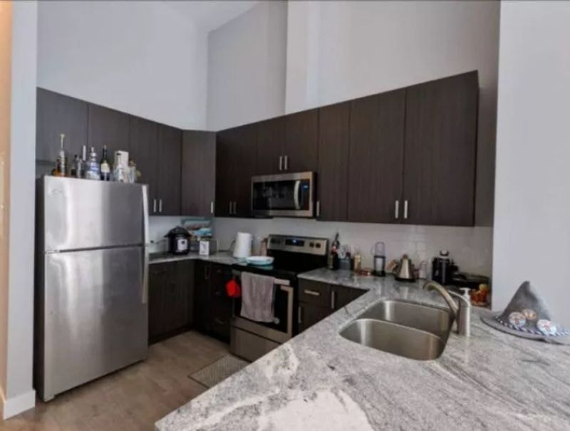 bedroom for rent, female student preferred 1