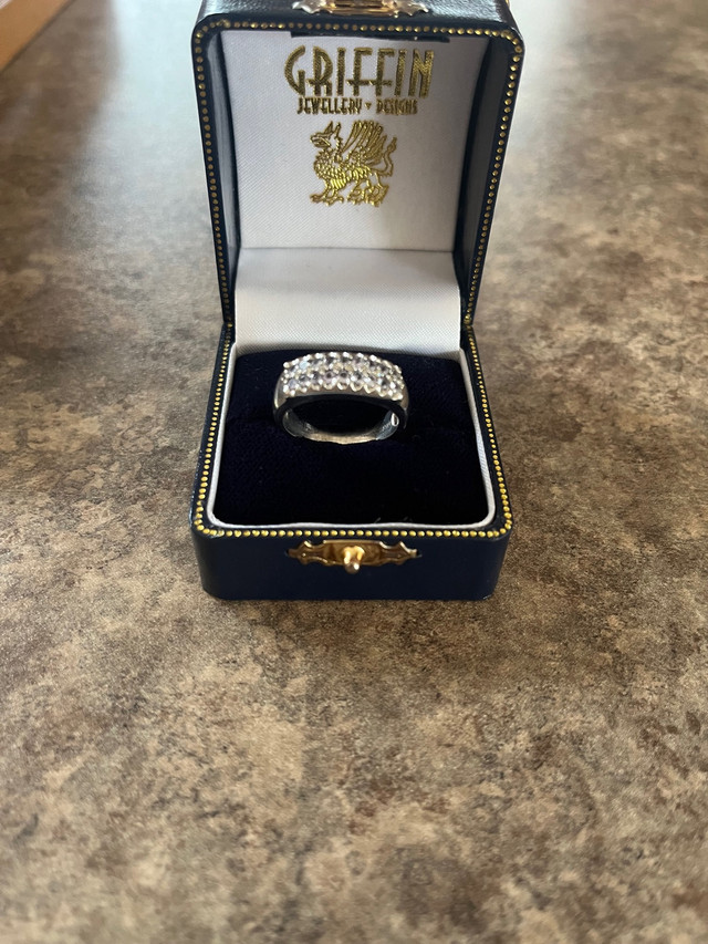Tanzanite Ring in Jewellery & Watches in Leamington