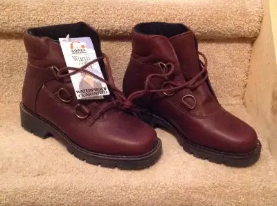 Women's Sorel genuine leather winter boots, View more