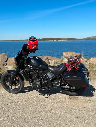 I am selling my 2023 Honda Rebel T 1100. It features a powerful 1100cc engine, sleek black finish, a...