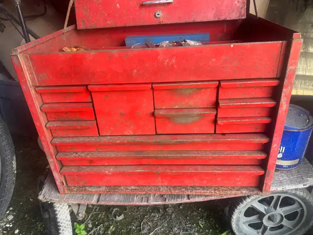 Snap-on Tool Chest in Tool Storage & Benches in Ottawa - Image 4