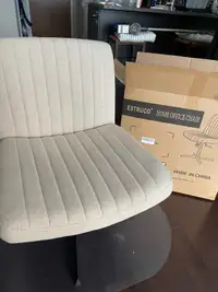 Lounging or computer chair quick sale
