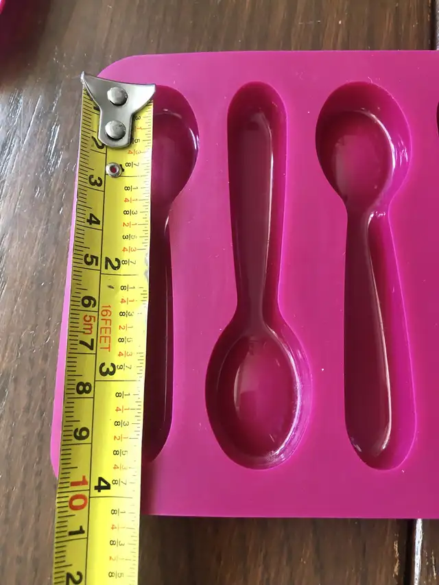 Silicone Chocolate Candy Molds Mold Craft Spoon Lips Hearts in Hobbies & Crafts in Calgary - Image 6