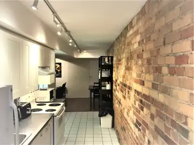 Three Bedroom Furnished Downtown!