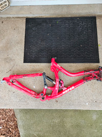 Norco Six Bike frame with a Marzocchi ROCO TST R Air Rear shock