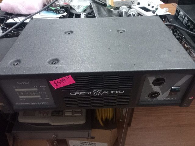 Crest Amp V900 amplifier in General Electronics in Oshawa / Durham Region