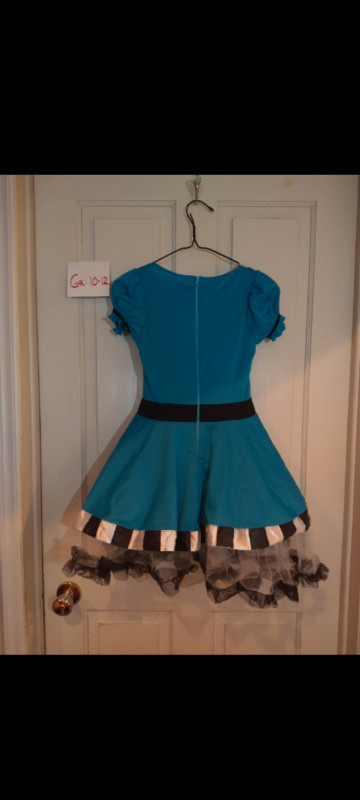 Costume d halloween Alice in Costumes in Thetford Mines - Image 2