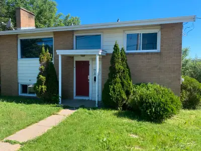 3 bedroom $2900 inc utilities on Windsor St HFX