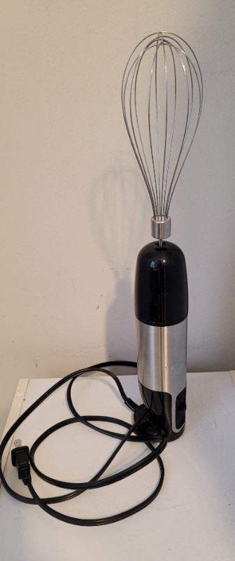Electric Whisk in Processors, Blenders & Juicers in Ottawa